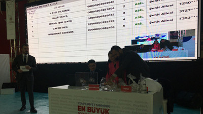 Ardahan'da TOKİ kura çekimi yapıldı