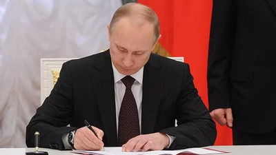 Putin'den ''eş cinsel ilişkiler'' kararnamesi