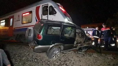 Hemzemin geçitte feci kaza