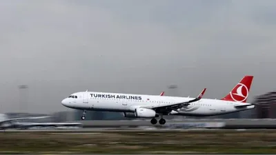 THY uçağı Antalya'ya acil iniş yaptı
