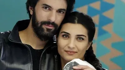 Tuba Büyüküstün ile Engin Akyürek aşk mı yaşıyor?