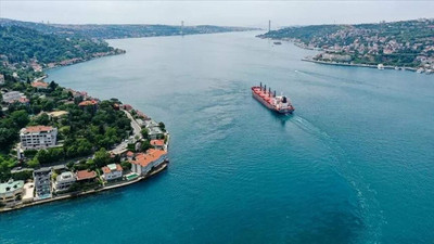 19 petrol gemisi boğazlardan geçti