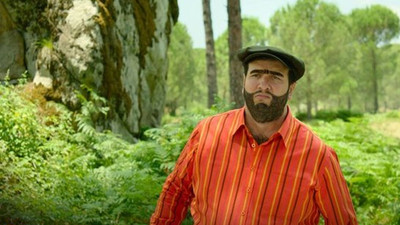 Şahan Gökbakar'dan dizi sürprizi!