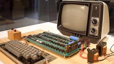 Steve Jobs’ın elinden çıkan Apple-1 satıldı: Fiyatı ise dudak uçuklattı!