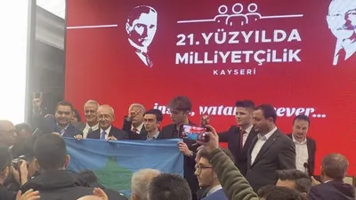 Bahçeli çok kızacak çok: Kılıçdaroğlu'ndan Bozkurt pozu