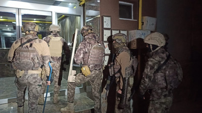 Mersin'de FETÖ'ye şafak operasyonu