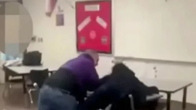 Sınıfta öğretmen şiddeti kamerada