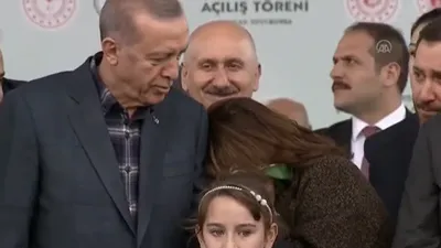 Erdoğan neye uğradığını şaşırdı! Törende ilginç anlar