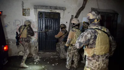 5 PKK'lı terörist ikna yoluyla teslim oldu