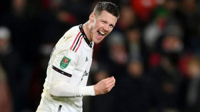 Weghorst, Manchester United'ta gol perdesini açtı