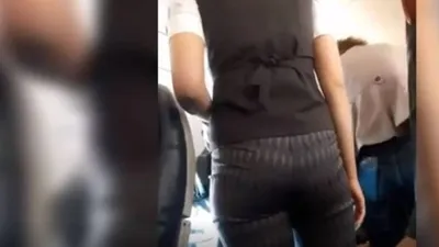 Canan Kaftancıoğlu uçakta fenalaşan yolcuya müdahale etti