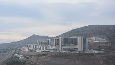 Şehir Hastanesi'nin açılışı 7'nci kez ertelendi
