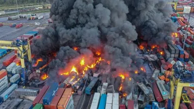 İskenderun Limanı'ndaki yangın söndürüldü