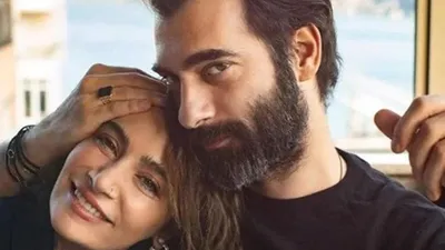 Sıla Gençoğlu ve İlker Kaleli çifti depremzede üç çocuğun eğitim masraflarını üstlendi