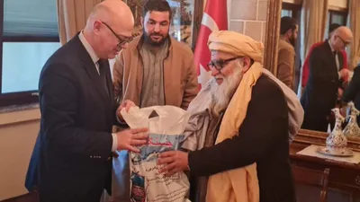 Taliban'dan Türkiye'ye ''bir poşet'' deprem yardımı