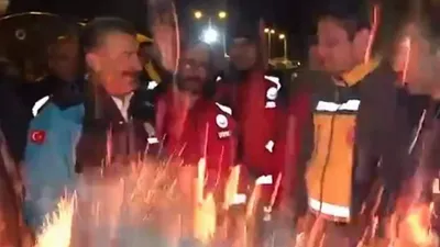 Sağlık Bakanı Koca'nın deprem bölgesinde korku dolu anları