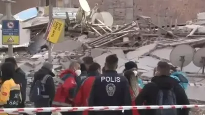 Malatya'da 6 katlı bina çöktü