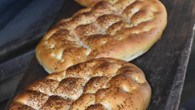 Ramazan pidesi hem küçüldü, hem zamlandı!