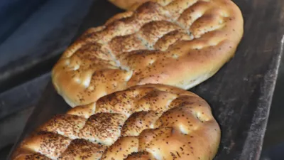 Ramazan pidesi hem küçüldü, hem zamlandı!