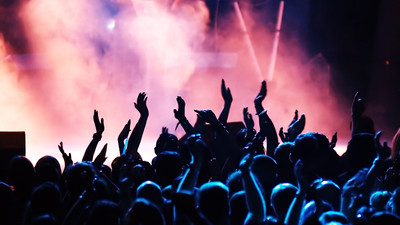 Bayram gelmeden tarifesi geldi... İşte ünlülerin Ramazan Bayramı konser ücretleri