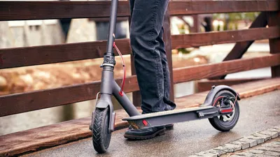 Bu bir ilk! Elektrikli scooterlara referandumla yasak geldi