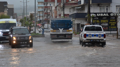 Şırnak'ta şiddetli yağış! 1 ilçede eğitime ara verildi