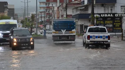 Şırnak'ta şiddetli yağış! 1 ilçede eğitime ara verildi