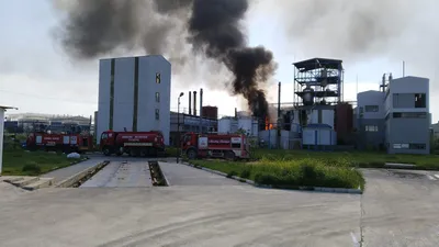Fabrikada korkutan yangın! Dumanlar gökyüzünü sardı