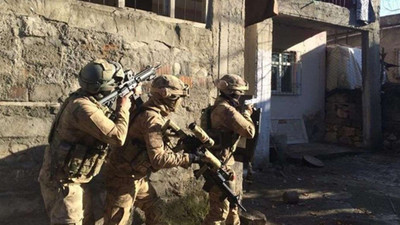 HDP ve DBP'li eski ilçe başkanlarına terör gözaltısı