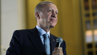 Erdoğan afişine bıyık çizdiği gerekçesiyle tutuklanmıştı; tahliye oldu