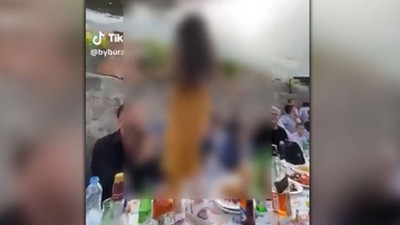 Alkol masasında çocuğu dans ettirdiler! Valilik harekete geçti