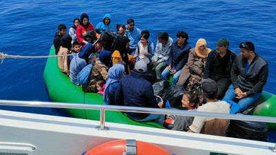 Çanakkale'de 31 kaçak göçmen kurtarıldı