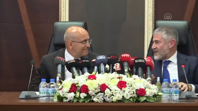 Bakanlığı Mehmet Şimşek'e devreden Nebati ''ohh'' çekti