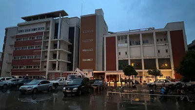 Sağanak yağış felç etti! Hastaneyi su bastı, hastalar tahliye edildi