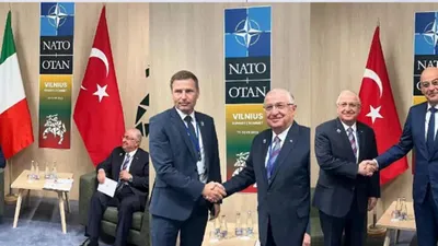 Bakan Güler, Litvanya’da mevkidaşları ile görüştü