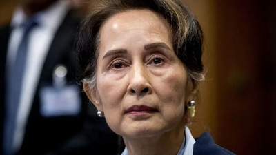 Myanmar’da eski lider 2 yıl sonra serbest bırakıldı