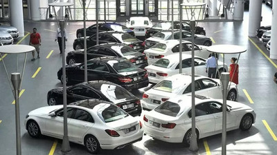Yüzde 10 zam sonrası bayiler sıfır araç doldu: ''Araç çok ama alan yok''