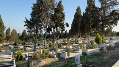 Mezarlıkta intihar! Ardında bıraktığı veda mesajı yürekleri dağladı