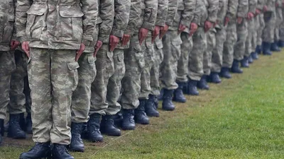 AK Parti'den ''dövizle askerlik'' açıklaması