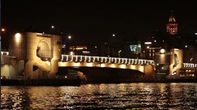 Galata Köprüsü’nde yenileme çalışması