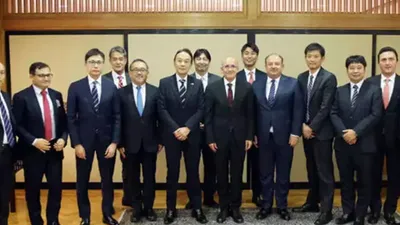 Bakan Şimşek, Japonya'nın şirket yöneticileriyle görüştü