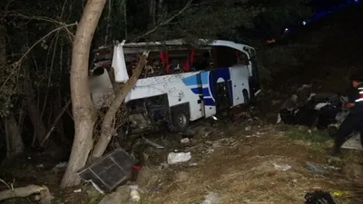 Katliam gibi kaza: 12 ölü var!