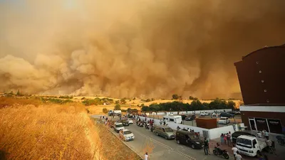 Çanakkale'de yangının ilerlemesinin önü kesildi