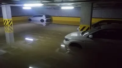 İstanbul'da site otoparkları da sular altında