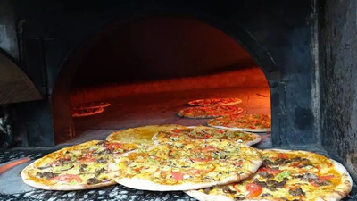 43 yıl sonra döndüğü köyüne pizzacı dükkanı açtı
