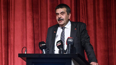 Bakan açıkladı; eğitimde ara tatiller kalkabilir