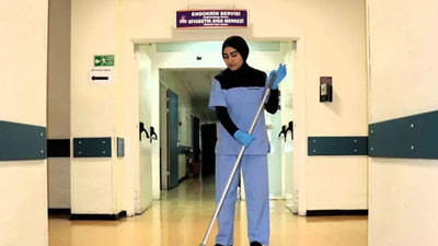 Çocukluk hayali gerçek oldu: Temizlik personeli olarak çalıştığı hastanenin tıp fakültesini kazandı