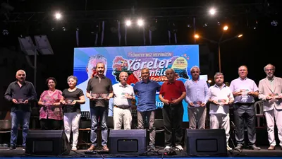Muratpaşa'da türküler Neşet Ertaş için söylendi