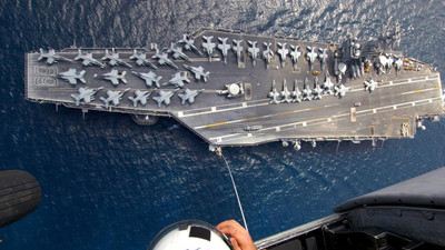 Putin'den tehdit gibi uyarı: Amerikan uçak gemileri menzilimizde