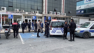 Adliye önünde kayınpeder dehşeti